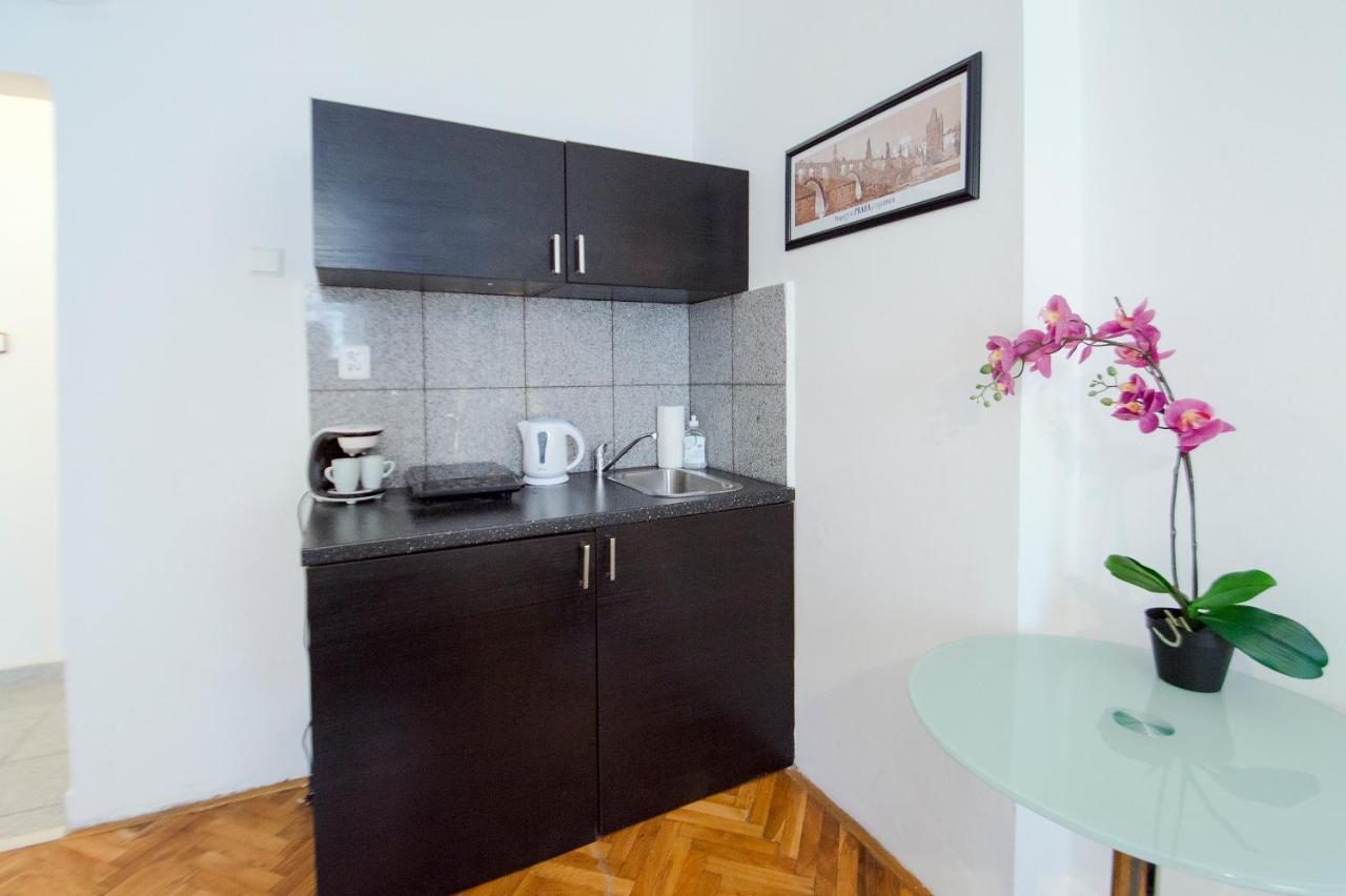 Modern Apartment Skolska 20 Прага Екстериор снимка